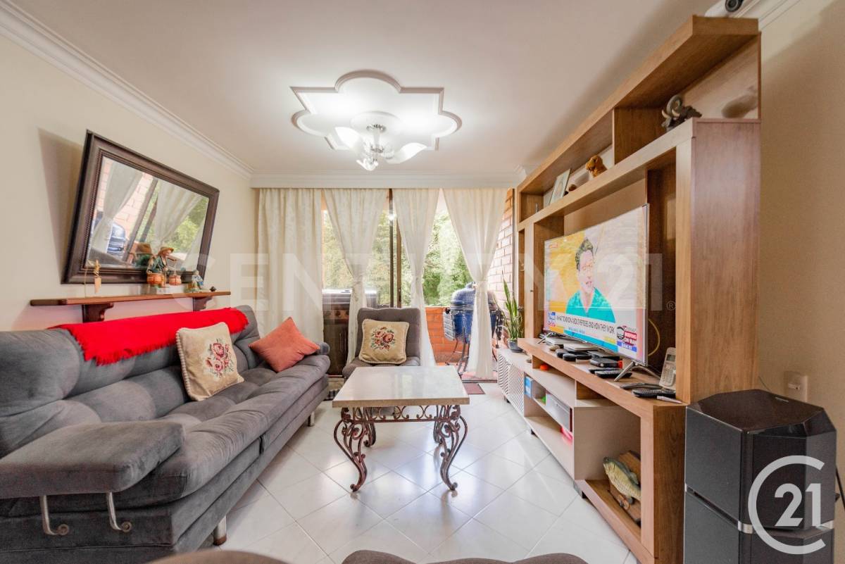 Apartamento en venta en El Poblado, Medellín 3