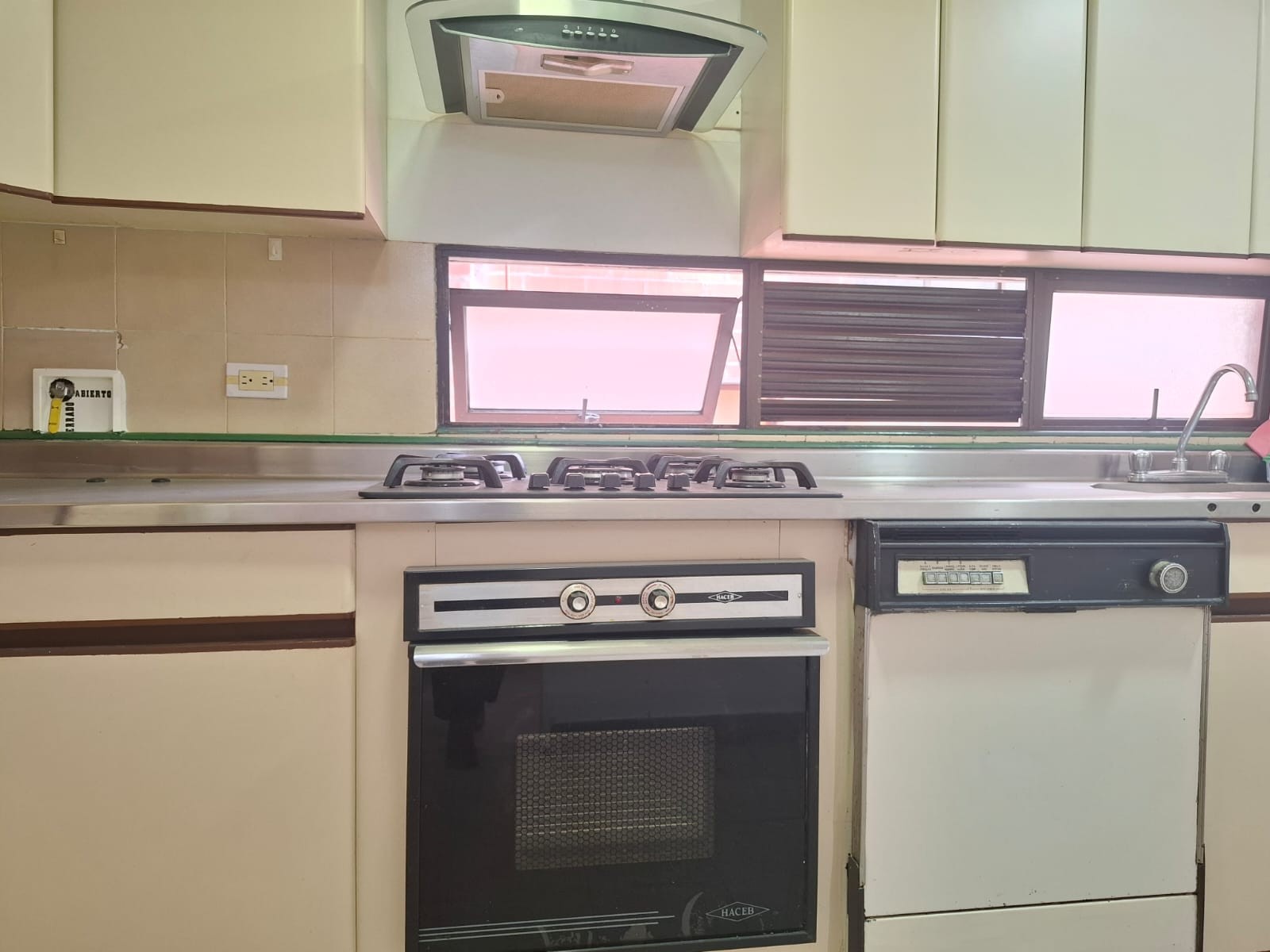 Apartamento en venta en El Poblado, Medellín 4