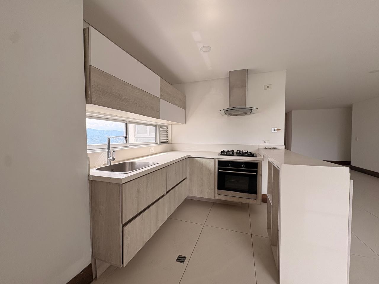 Apartamento en venta en Vegas De La Doctora, Sabaneta · foto 4 de 18