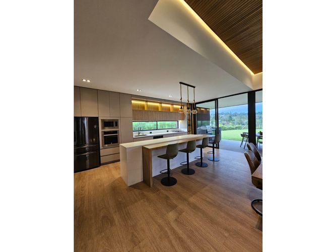 Casa de 3 alcobas en venta en Pantanillo, El Retiro, 385 m² · foto 5 de 24