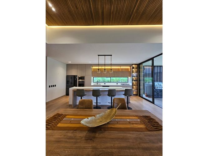 Casa de 3 alcobas en venta en Pantanillo, El Retiro, 385 m² · foto 7 de 24