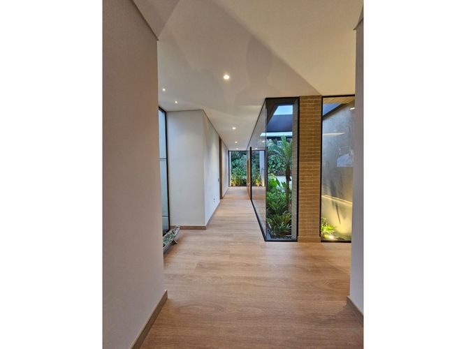 Casa de 3 alcobas en venta en Pantanillo, El Retiro, 385 m² · foto 13 de 24