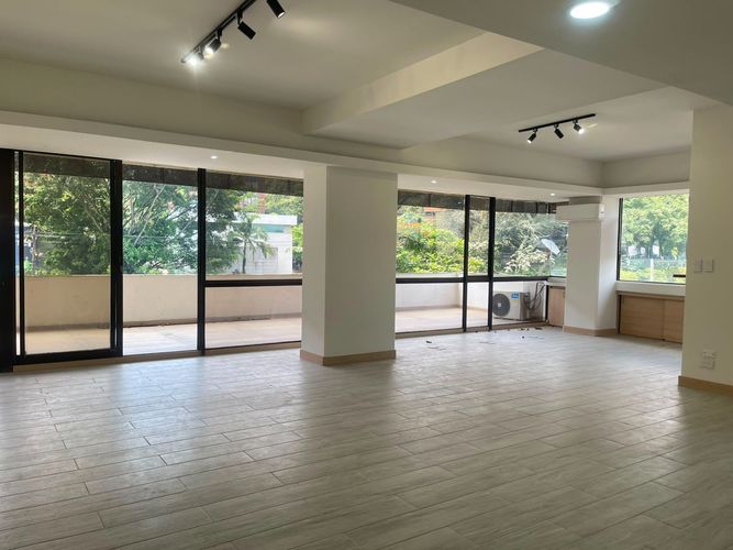 Oficina en arriendo en Manila, Medellín, 144 m² · foto 3 de 20