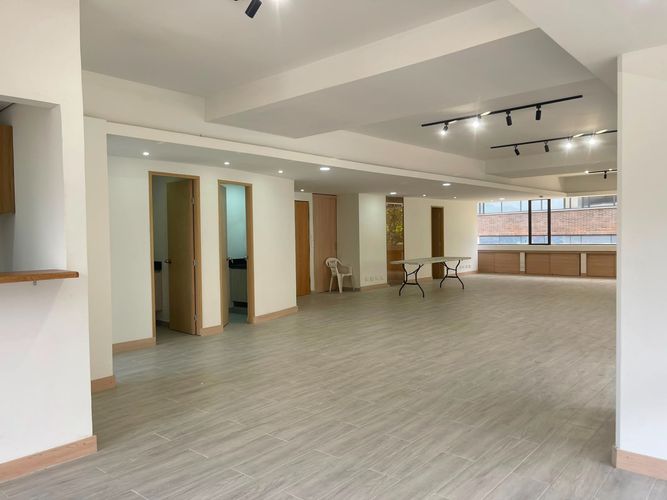 Oficina en arriendo en Manila, Medellín, 144 m² · foto 12 de 20