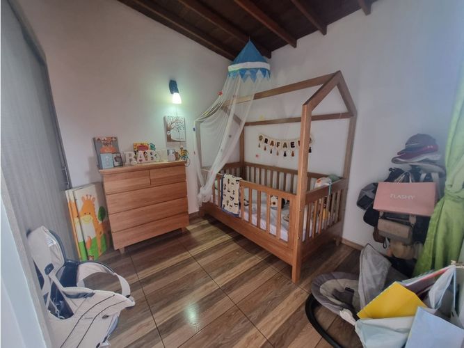 Apartamento de 3 alcobas en venta en Laureles, Medellín, 148 m² · foto 16 de 24