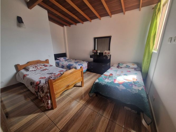 Apartamento de 3 alcobas en venta en Laureles, Medellín, 148 m² · foto 22 de 24