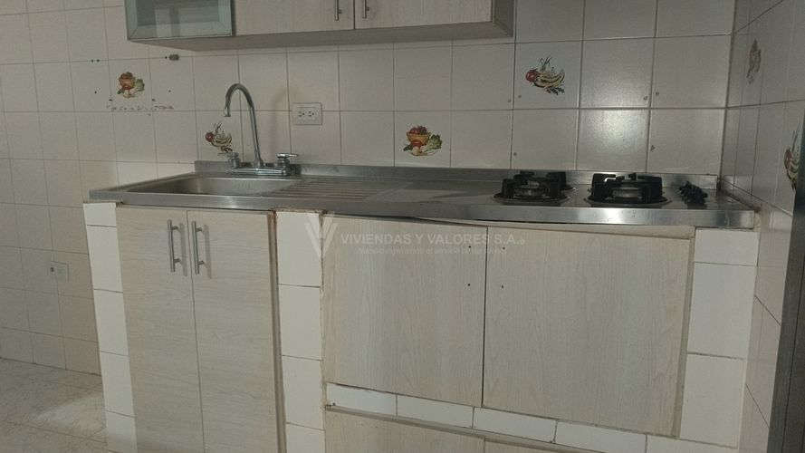 Casa de 3 alcobas en venta en La Riviera, Cúcuta, 76 m² · foto 3 de 18