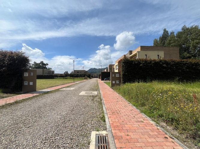 Lote en venta en Fagua, Chía · foto 3 de 6