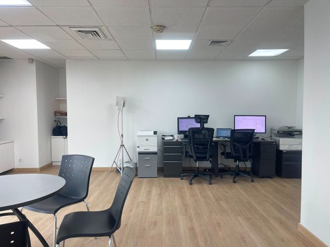 Oficina en venta en El Poblado, Medellín, 40 m² · foto 8 de 12