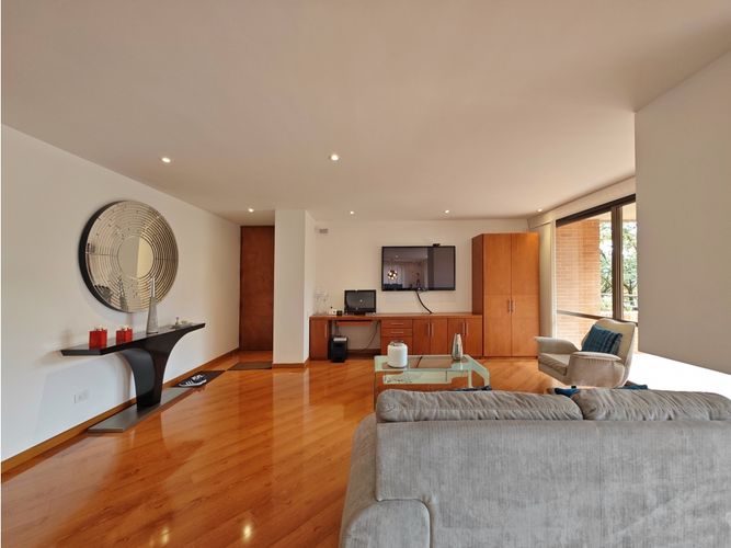 Apartamento de 4 alcobas en venta en Casablanca Suba Urbano, Bogotá, 274 m² · foto 5 de 23