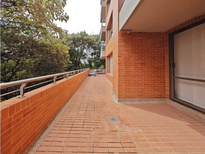 Apartamento de 4 alcobas en venta en Casablanca Suba Urbano, Bogotá, 274 m² · foto 6 de 23