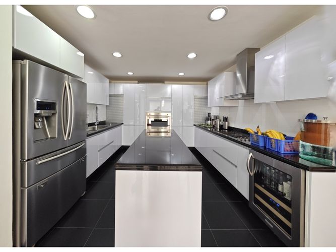 Apartamento de 4 alcobas en venta en Casablanca Suba Urbano, Bogotá, 274 m² · foto 7 de 23