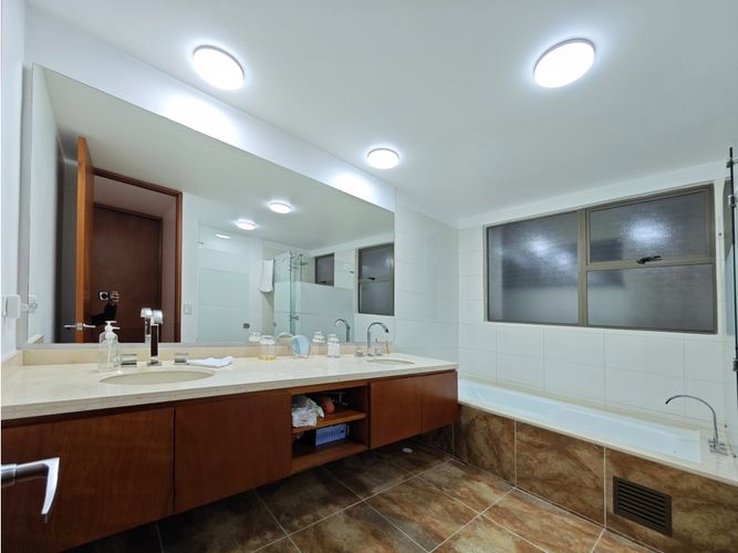 Apartamento de 4 alcobas en venta en Casablanca Suba Urbano, Bogotá, 274 m² · foto 14 de 23