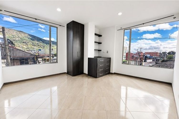 Apartamento de 3 alcobas en venta en Cota, 84 m² · foto 5 de 11
