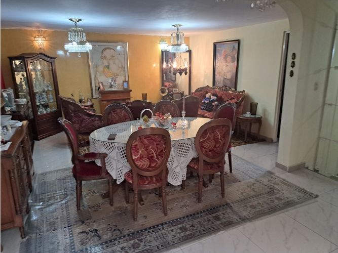 Apartamento de 6 alcobas en venta en San Luis, Bogotá, 250 m² · foto 4 de 24