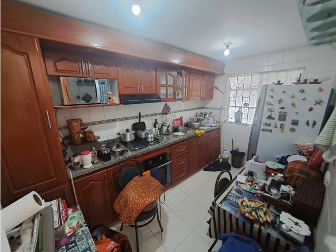 Apartamento de 6 alcobas en venta en San Luis, Bogotá, 250 m² · foto 12 de 24