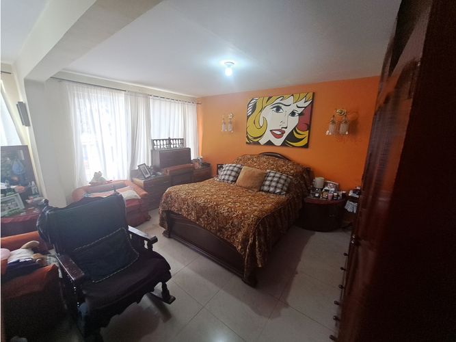 Apartamento de 6 alcobas en venta en San Luis, Bogotá, 250 m² · foto 13 de 24