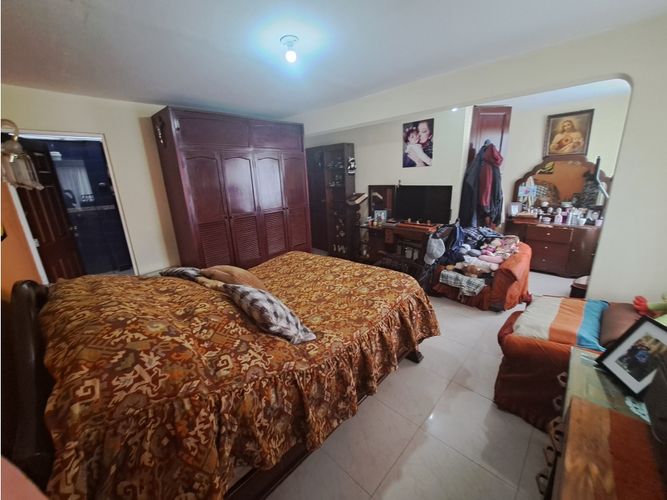 Apartamento de 6 alcobas en venta en San Luis, Bogotá, 250 m² · foto 14 de 24