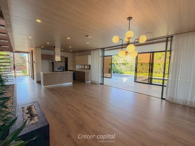 Casa de 3 alcobas en venta en Las Palmas, Envigado, 480 m² · foto 10 de 24