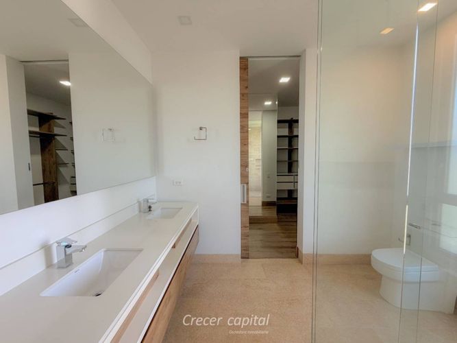 Casa de 3 alcobas en venta en Las Palmas, Envigado, 480 m² · foto 22 de 24