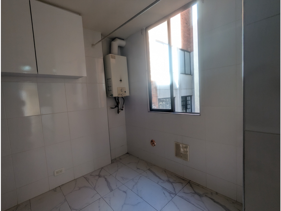 Apartamento en venta en Santa Barbara, Bogotá · foto 11 de 24
