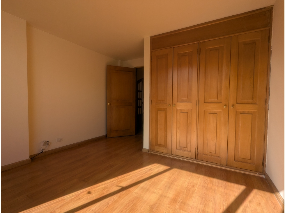 Apartamento en venta en Santa Barbara, Bogotá · foto 15 de 24
