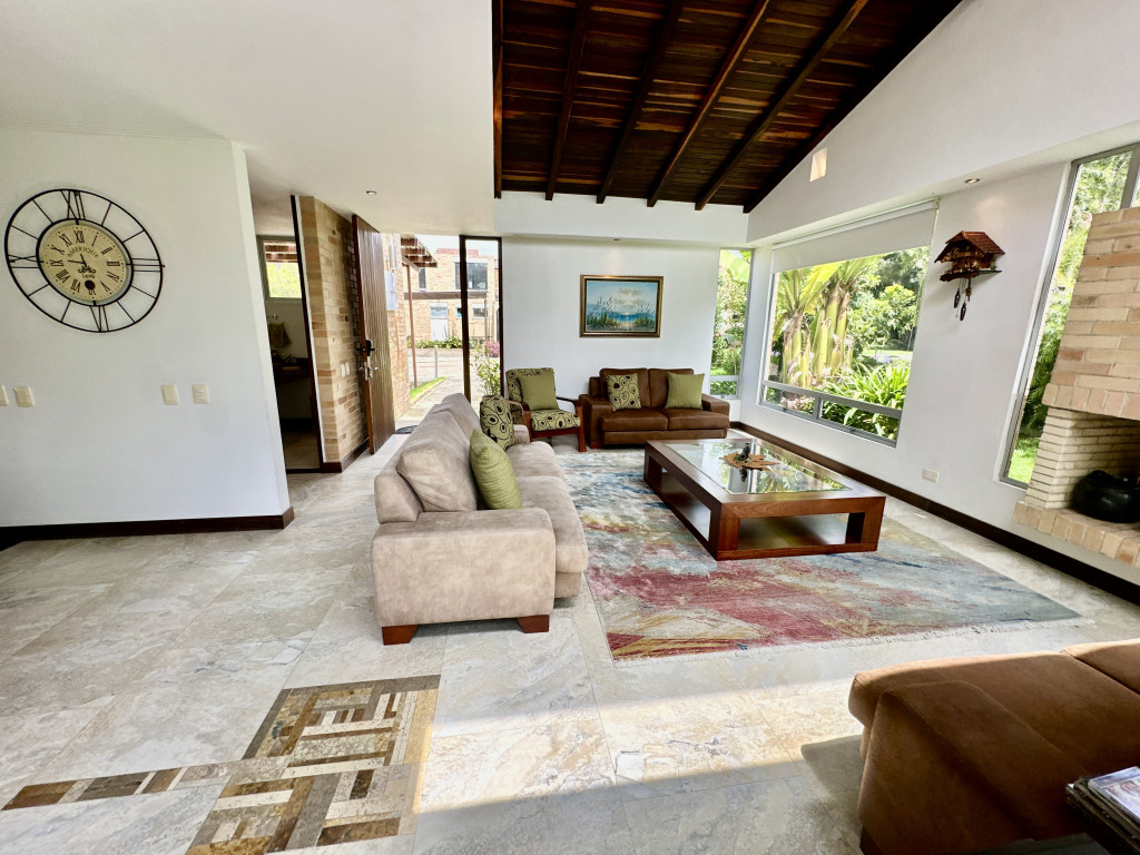 Casa en venta en Centro, Cajicá · foto 10 de 24