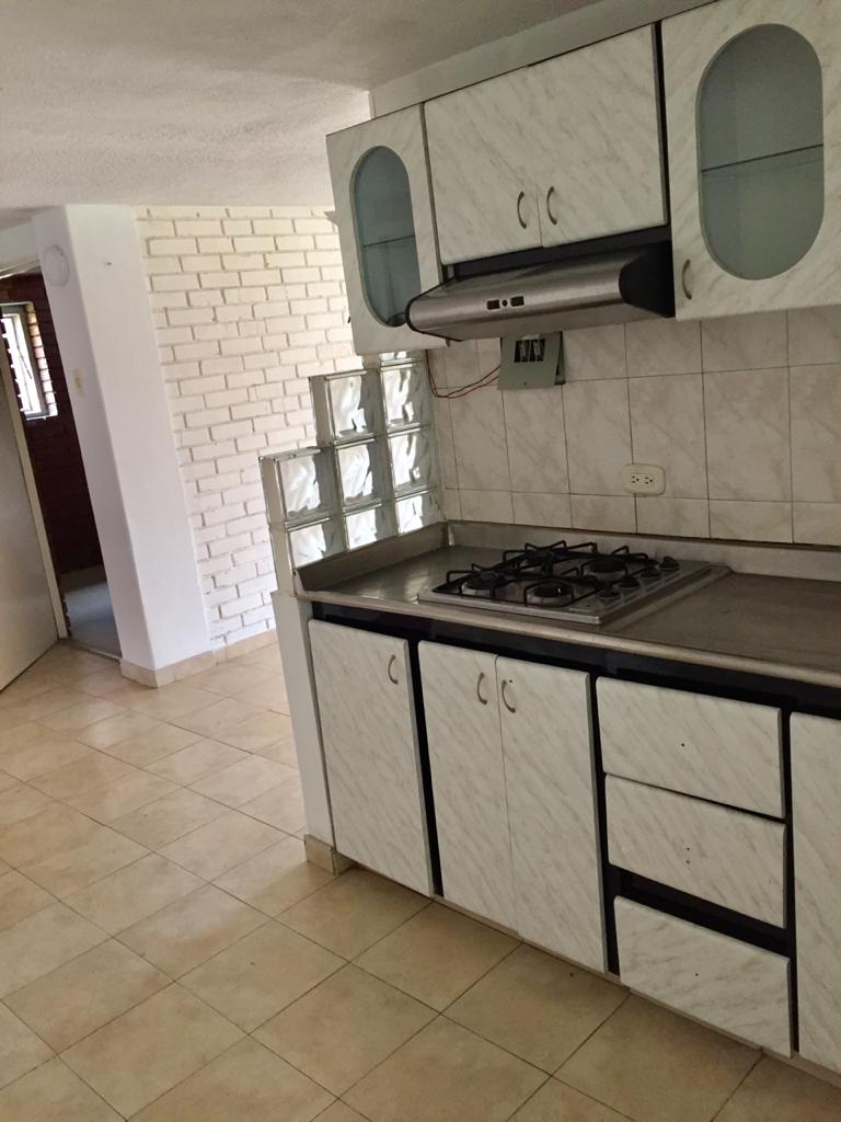 Apartamento en venta en Lago Timiza, Bogotá · foto 6 de 11