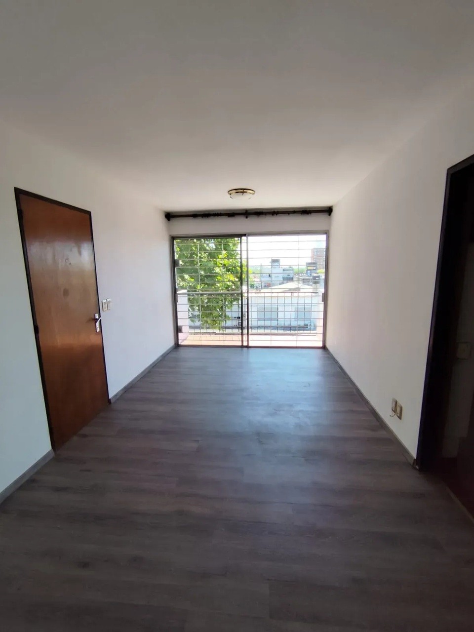 ALQUILER EN LA UNION DE 2 DORMITORIOS, IMPECABLE ESTADO, PISO 3 POR ASCENSOR, BALCON AMPLIO, AIRES