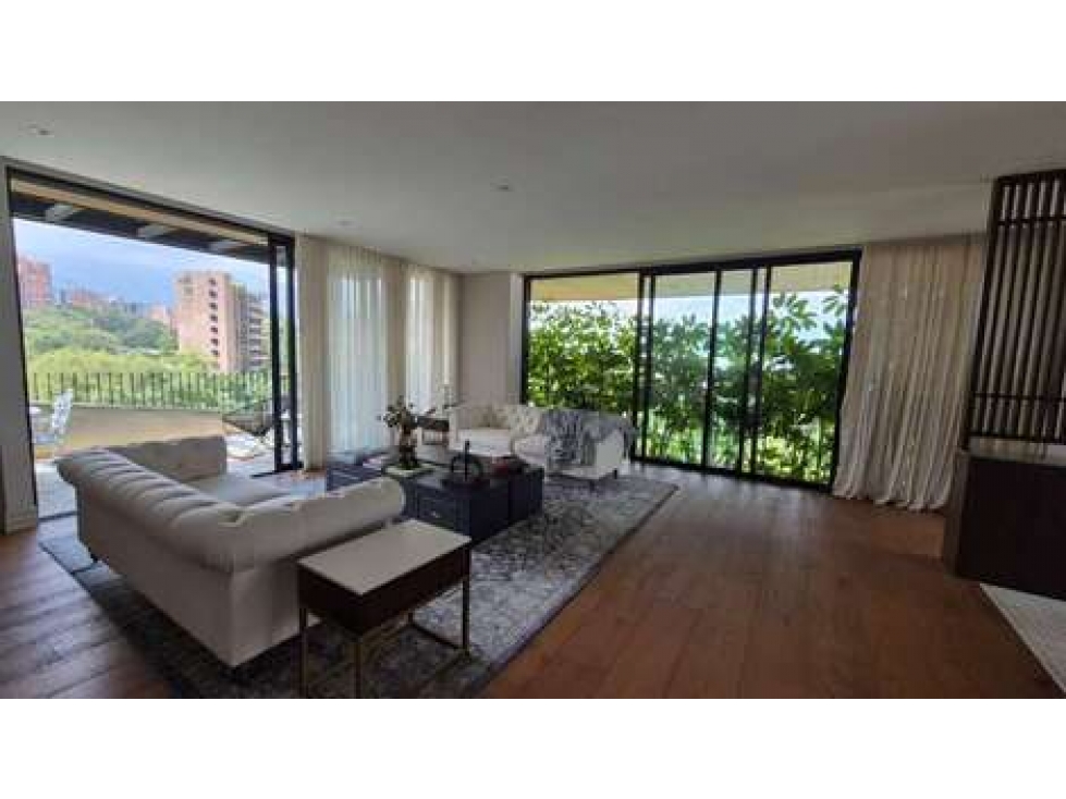 Apartamento en venta en El Poblado, Medellín 4