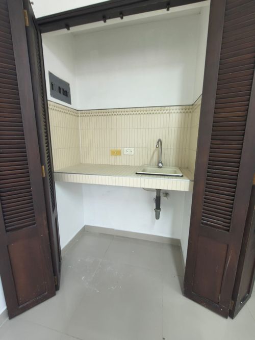 Oficina en arriendo en Versalles, Cali, 42 m² · foto 2 de 4