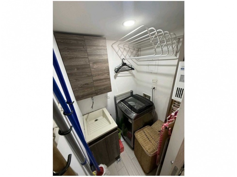 Apartamento en venta en El Poblado, Medellín 4