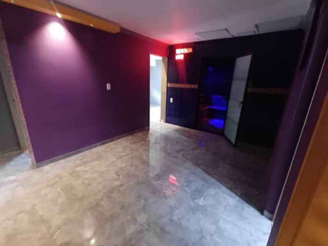 Casa de 5 alcobas en arriendo en Provenza, Medellín, 280 m² · foto 14 de 24