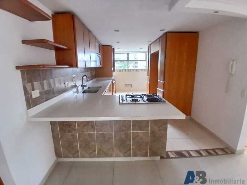 Apartamento en venta en El Poblado, Medellín 5