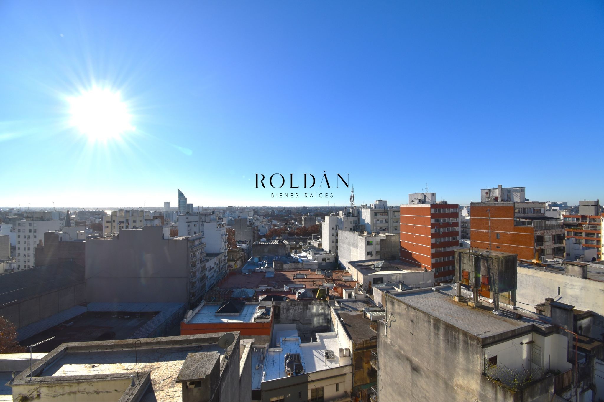 Apartamento Alquiler Centro 1 Dormitorio Piso Alto Estrena A Metros De Avenida 18 De Julio Gastos Bajos