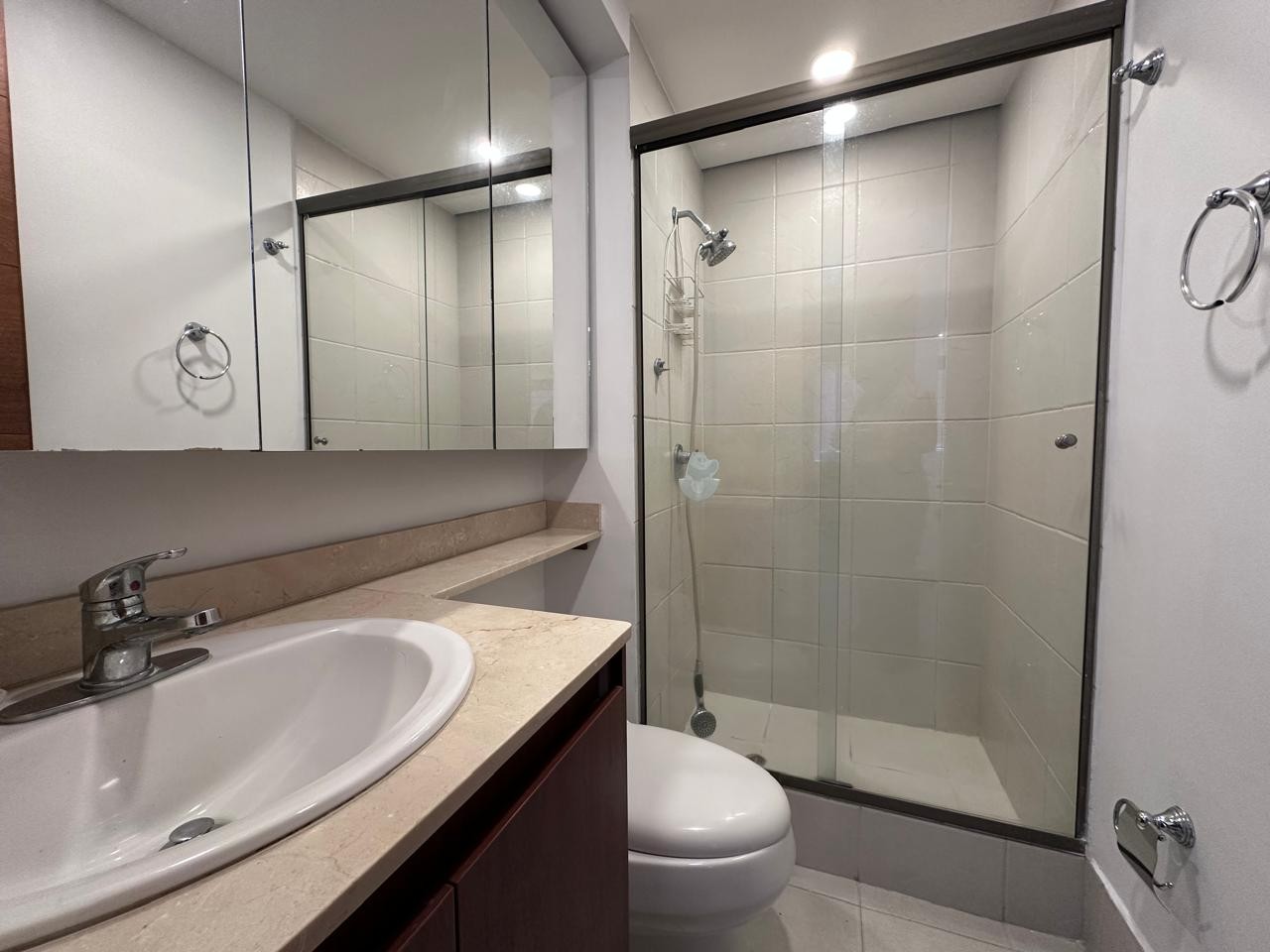 Apartamento en arriendo en El Poblado, Medellín · foto 18 de 19