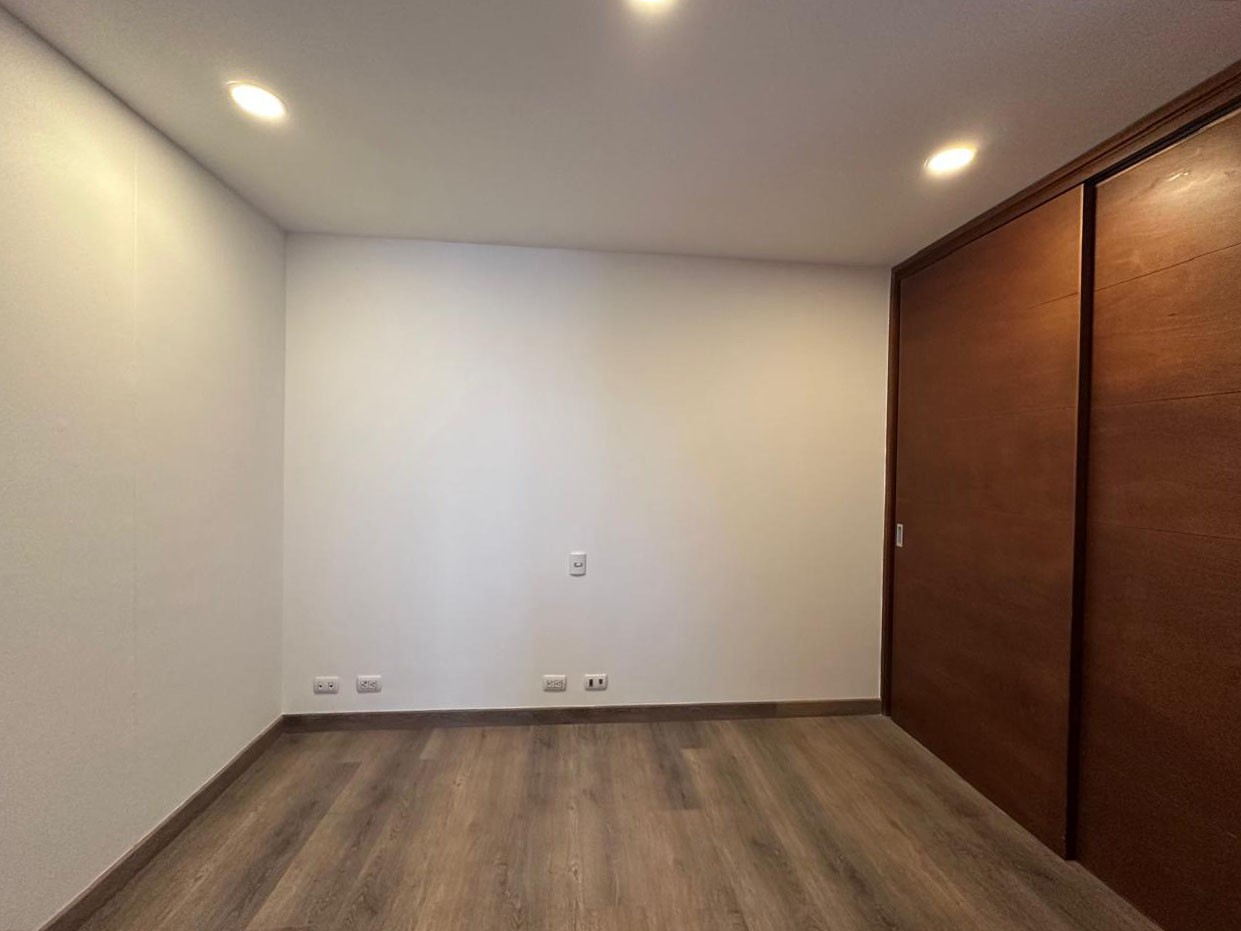 Apartamento en arriendo en El Poblado, Medellín · foto 11 de 19