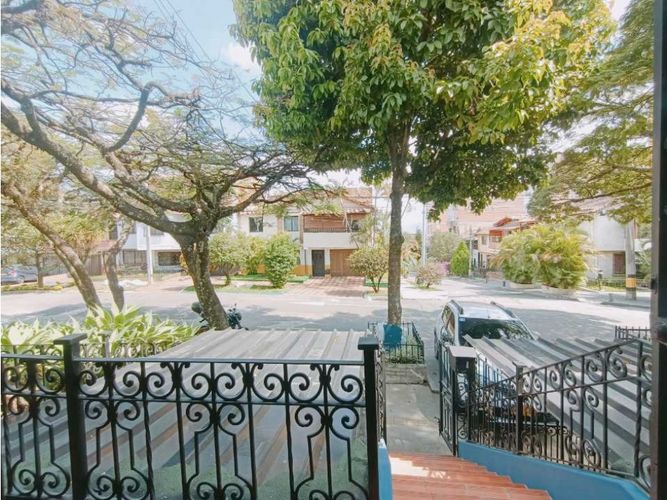 Casa de 5 alcobas en venta en La América, Medellín, 170 m² · foto 8 de 21