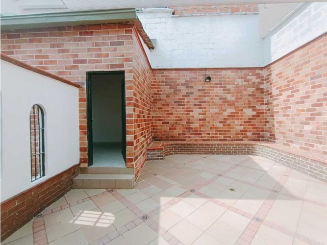Casa de 5 alcobas en venta en La América, Medellín, 170 m² · foto 11 de 21