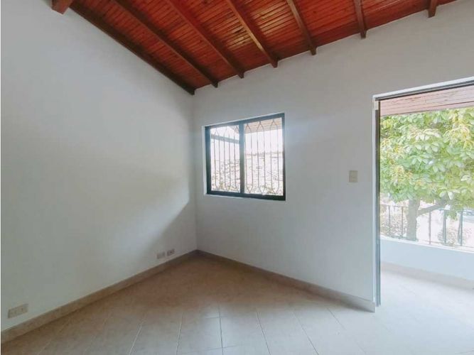 Casa de 5 alcobas en venta en La América, Medellín, 170 m² · foto 15 de 21