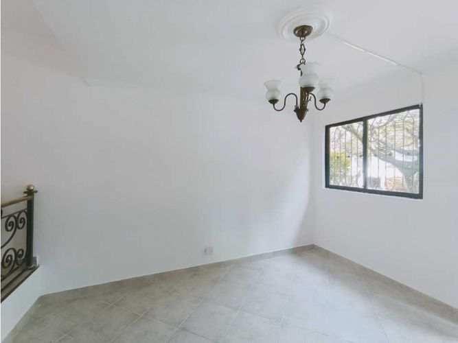 Casa de 5 alcobas en venta en La América, Medellín, 170 m² · foto 17 de 21
