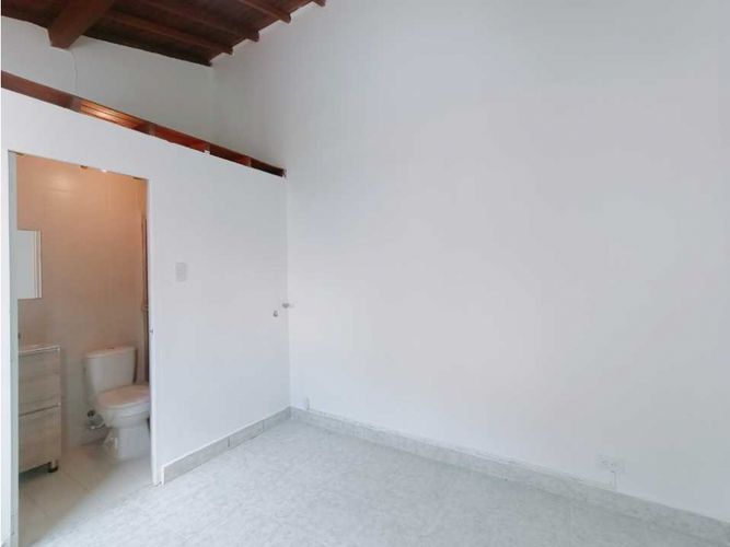 Casa de 5 alcobas en venta en La América, Medellín, 170 m² · foto 18 de 21