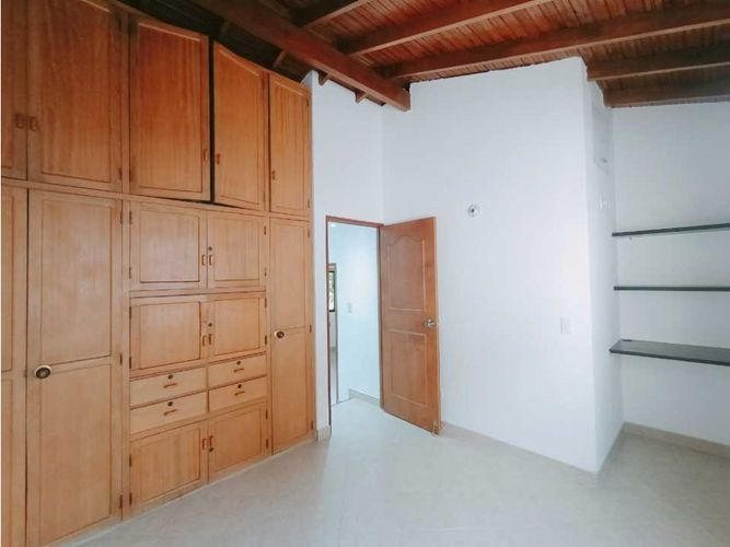 Casa de 5 alcobas en venta en La América, Medellín, 170 m² · foto 20 de 21