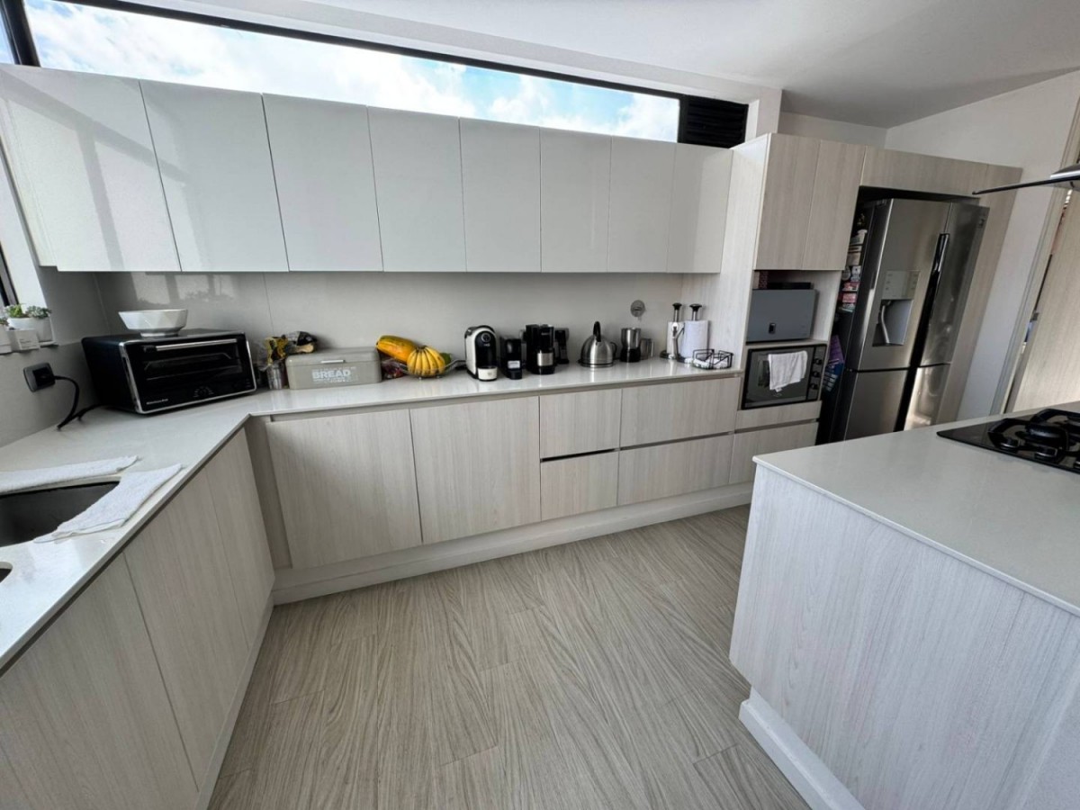 Apartamento en venta en La Calera, Medellín 4
