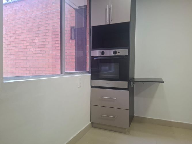 Apartamento de 3 alcobas en arriendo en El Poblado, Medellín, 105 m² · foto 8 de 16