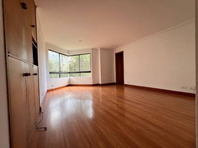 Apartamento de 4 alcobas en arriendo en Los Balsos, Medellín, 200 m² · foto 4 de 18