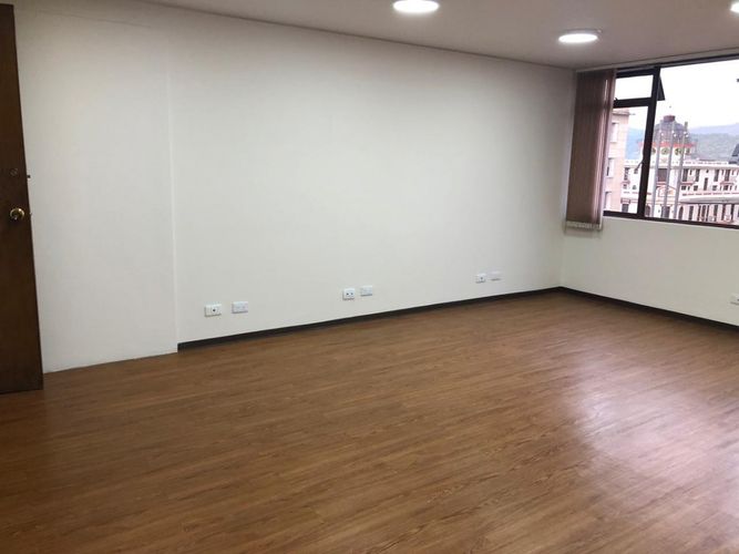 Oficina en arriendo en El Centro, Manizales, 23 m² · foto 7 de 10