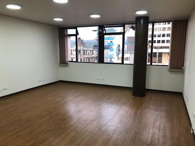 Oficina en arriendo en El Centro, Manizales, 23 m² · foto 8 de 10