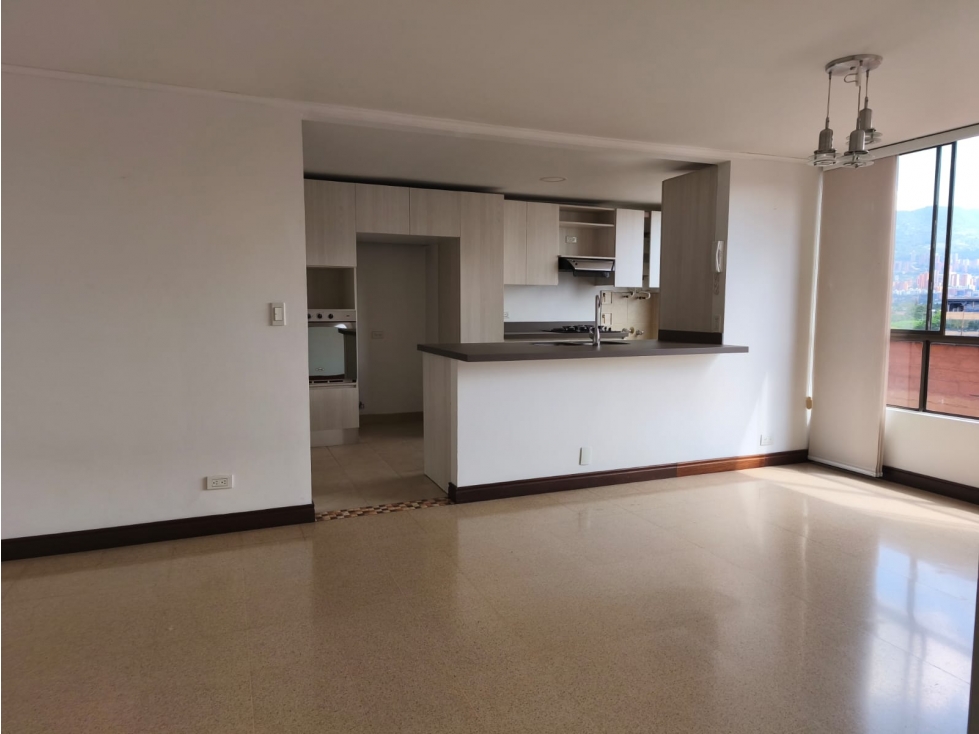 Apartamento en venta en Belén Rosales, Medellín 2