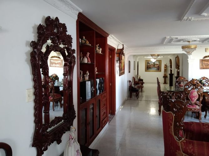 Apartamento de 3 alcobas en venta en Cabecera Del Llano, Bucaramanga, 180 m² · foto 9 de 24
